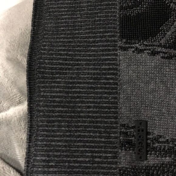 HUGO BOSS REGULAR-FIT SWEATER WITH JACQUARD-KNITTED GLITCH PATTERN XXL - Picture 8 of 9